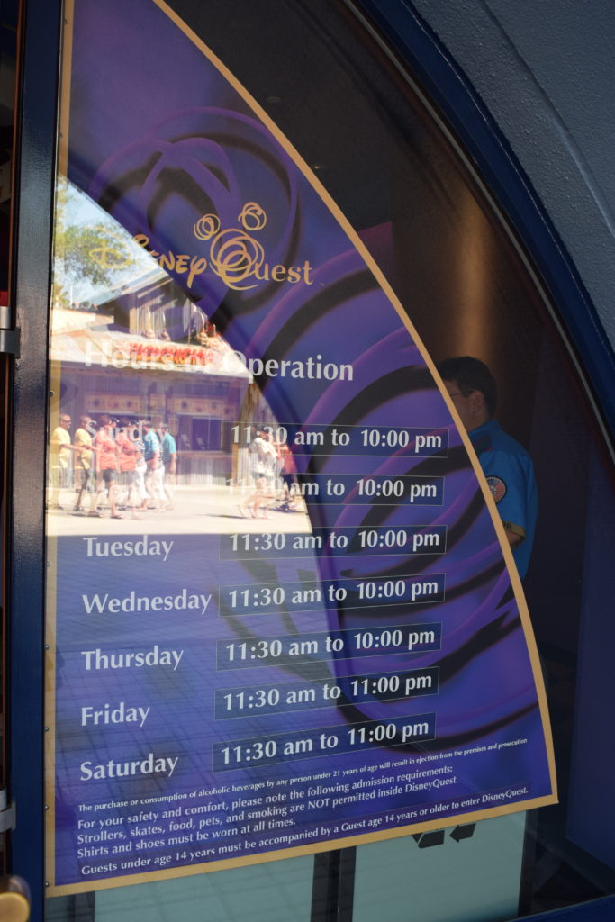 Horário de funcionamento do Disney Quest. No dia do uso do seu ingresso, você pode entrar e sair quantas vezes quiser.