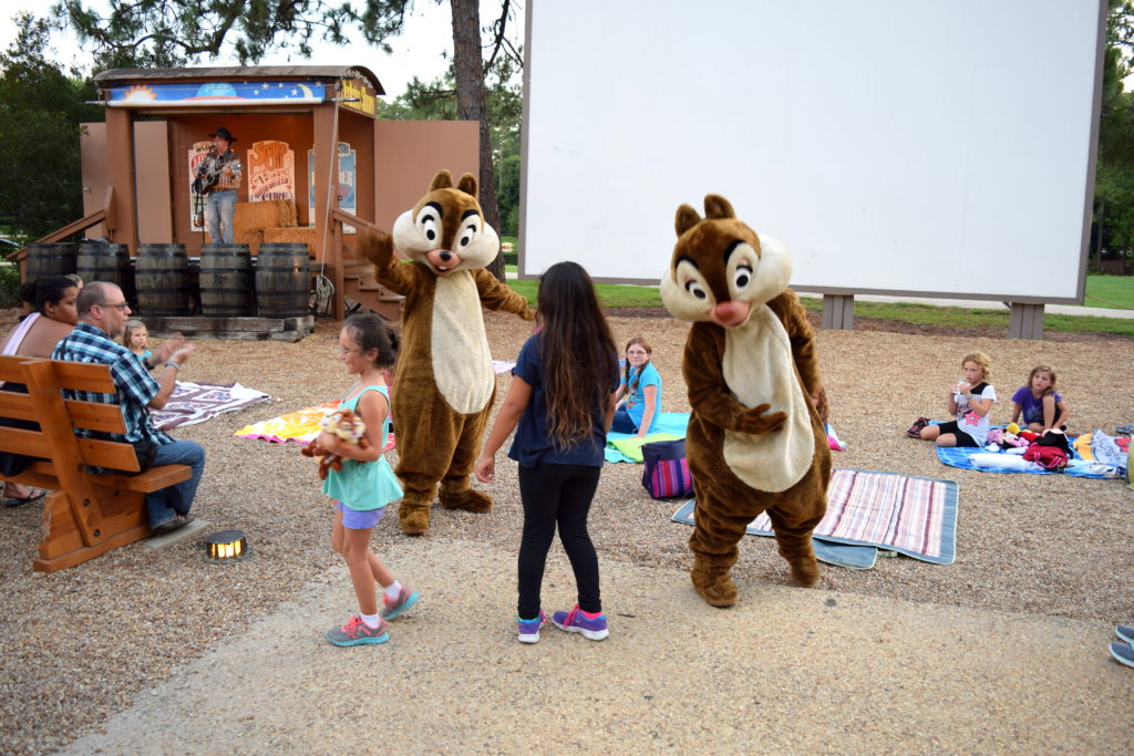Como é o acampamento com Tico e Teco na Disney - Viagem com Crianças